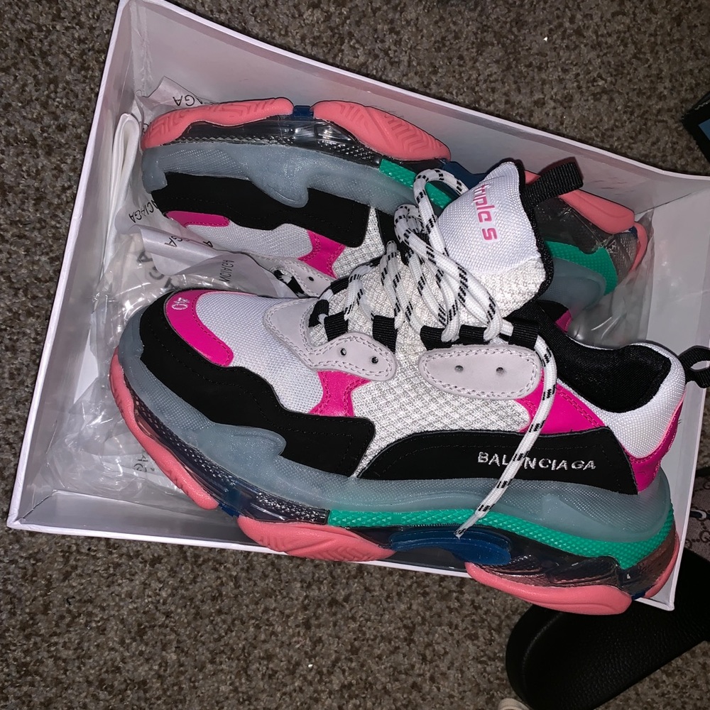 Balenciaga triple s runner clear sole size 7